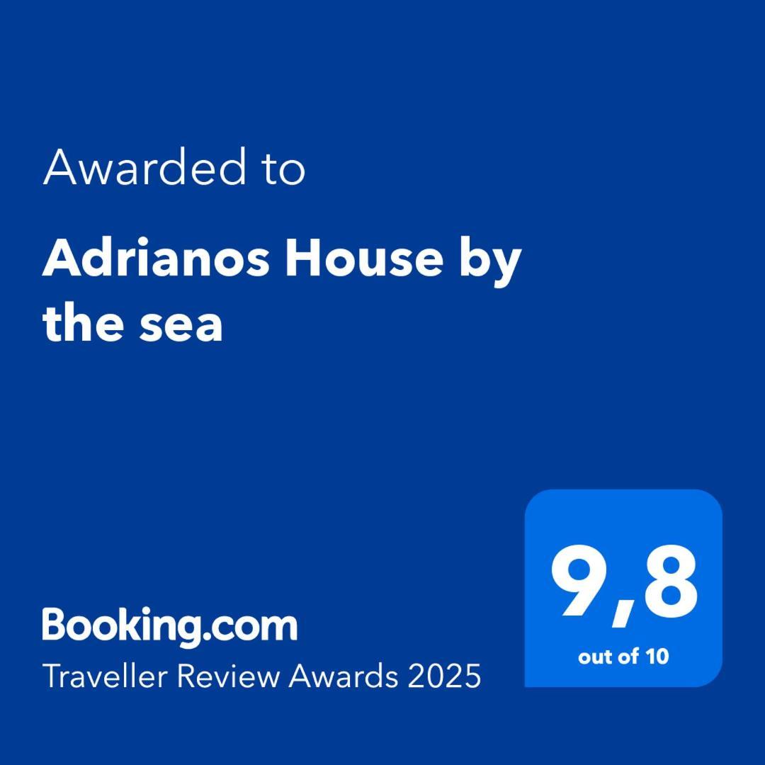 Adrianos House By The Sea Apartamento Nea Iraklitsa Exterior foto